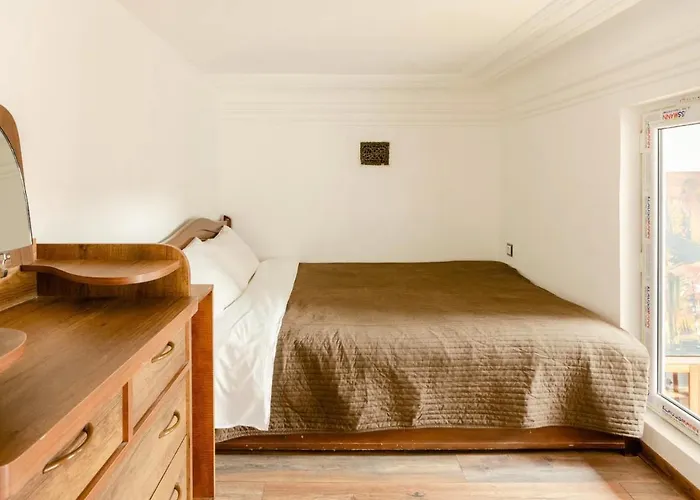 Lovely Dulcet Loft In Center Of Rustaveli