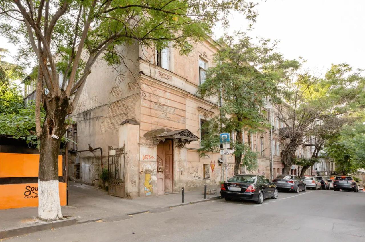 Lovely Dulcet Loft In Center Of Rustaveli شقة تبليسي